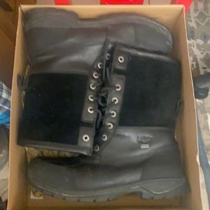 Used men’s UGGS